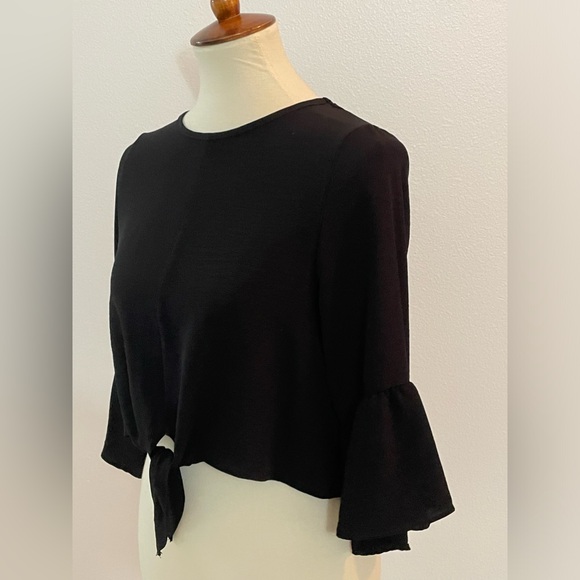 Newbury Kustom Black Tie Size Small Blouse‎ - Picture 8 of 9